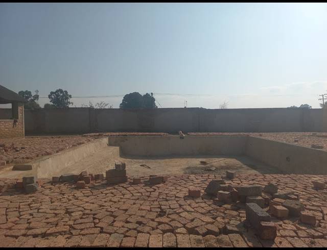 1,050M² GUESTHOUSE FOR SALE IN SPAARWATER AH